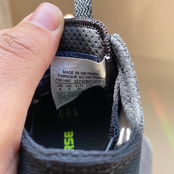 Converse Chuck Taylor Sneakers - Picture 6 of 6